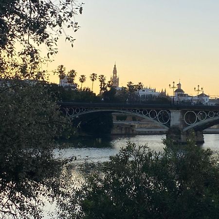 Charming House In Triana,Best City View From Patio Seville Exterior photo