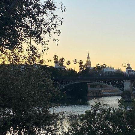 Charming House In Triana,Best City View From Patio Seville Exterior photo