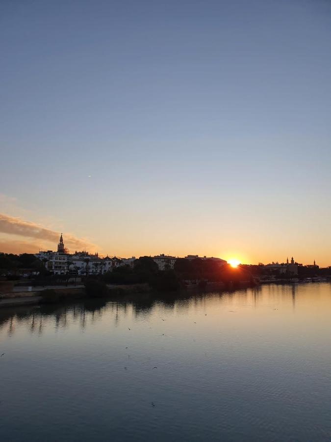 Charming House In Triana,Best City View From Patio Seville Exterior photo