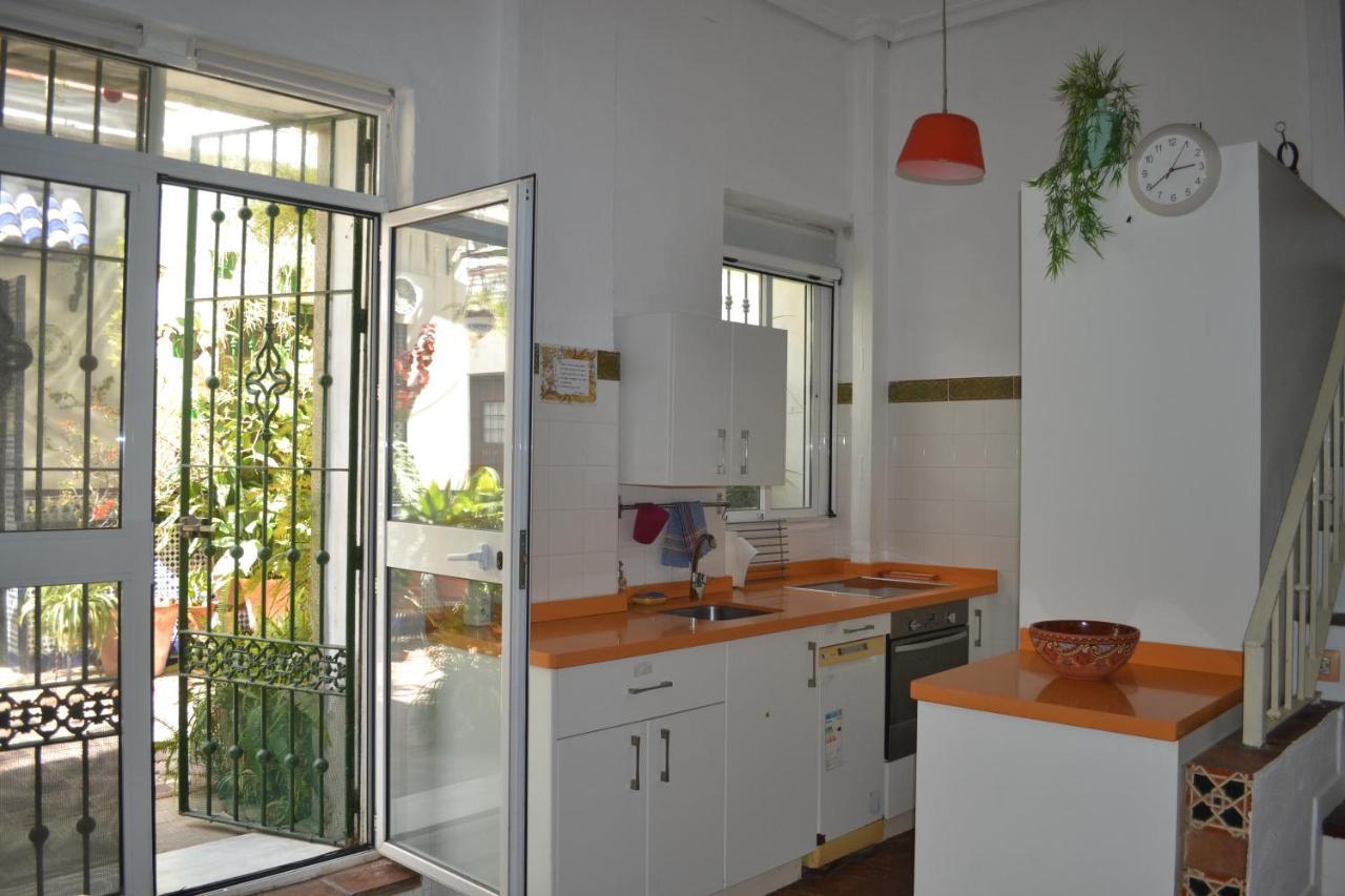 Charming House In Triana,Best City View From Patio Seville Exterior photo
